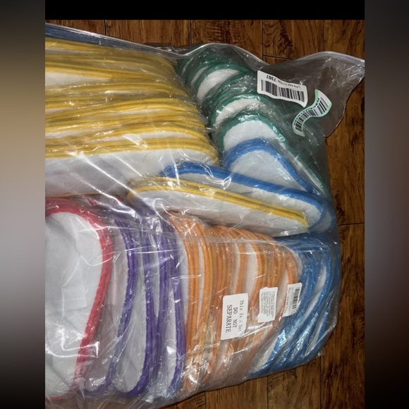 Lot 10/50Pairs Unisex Hotel Slippers Spa Shoes Disposable Multiple Colors - Picture 2 of 3